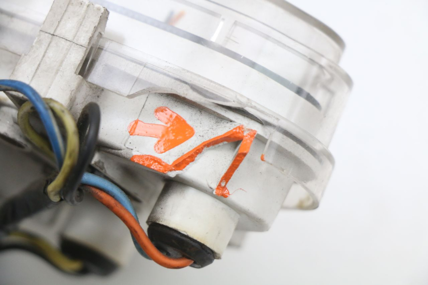 photo de CONTADOR  PEUGEOT V-CLIC VCLIC 50 (2007 - 2013) - Pontos de fixação