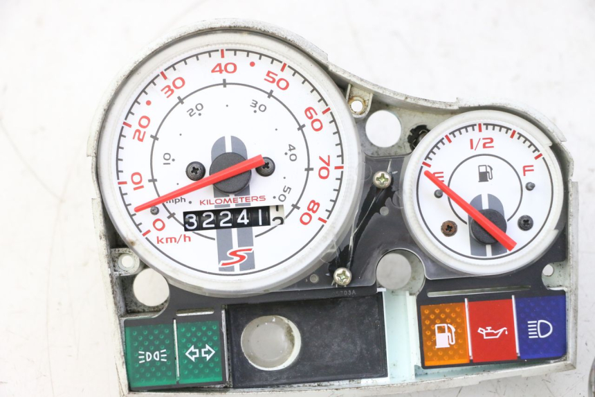 photo de CONTADOR PIAGGIO VESPA S 2T 50 (2007 - 2014) - Zoom do estado de desgaste