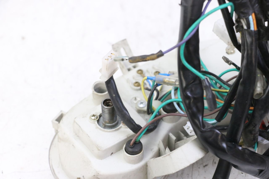 photo de CONTADOR VONROAD YIBEN 125 (2006 - 2010) - Pontos de fixação