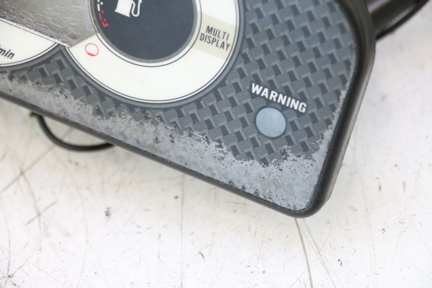 photo de CONTADOR YAMAHA WAVE RUNNER GP R 1200 (2000 - 2003) - Vista de perto