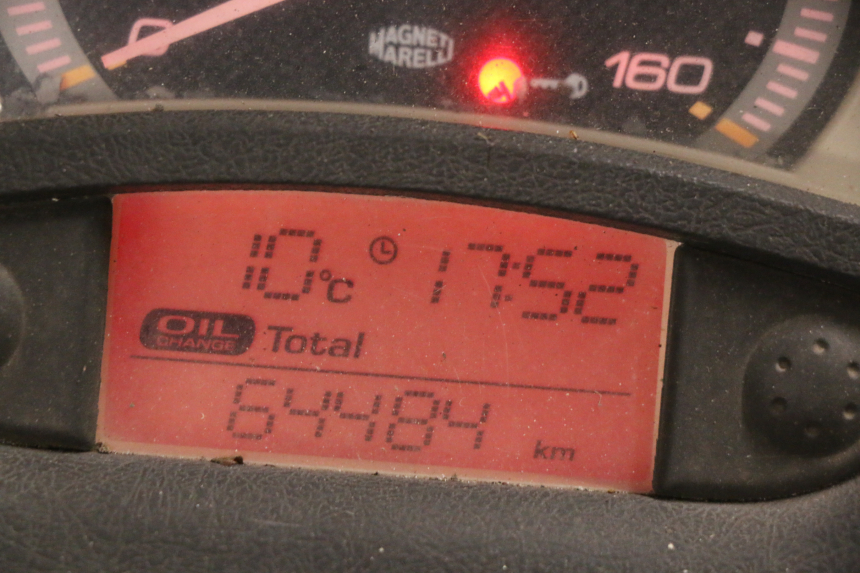 photo de CONTADOR  YAMAHA XMAX X-MAX 125 (2006 - 2009) - Vista de perto