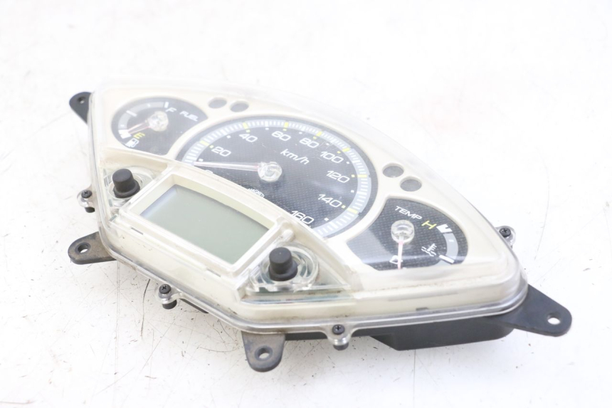 photo de CONTADOR  YAMAHA XMAX X-MAX 125 (2006 - 2009) - Zoom do estado de desgaste