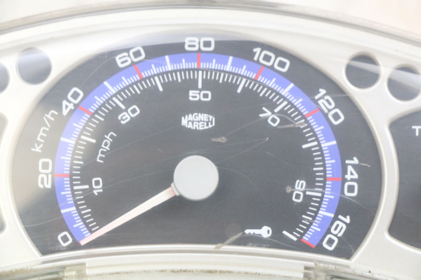 photo de CONTADOR  YAMAHA XMAX X-MAX 125 (2006 - 2009) - Ampliação dos componentes