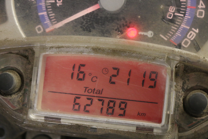 photo de CONTADOR  YAMAHA XMAX X-MAX 125 (2006 - 2009) - Imagem adicional
