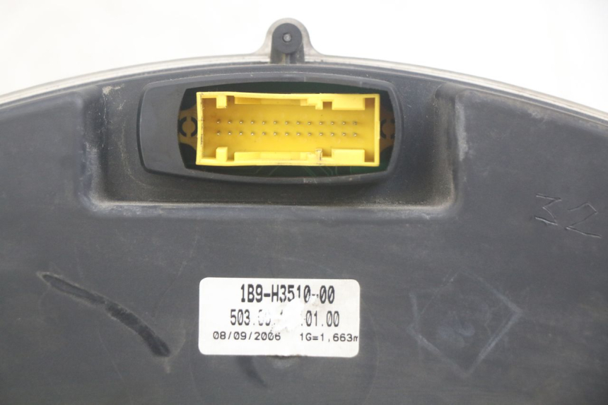 photo de CONTADOR  YAMAHA XMAX X-MAX 125 (2006 - 2009) - Pontos de fixação