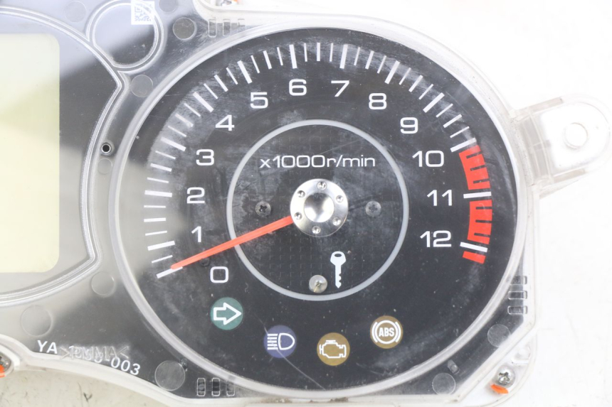 photo de CONTADOR YAMAHA X-MAX XMAX 125 (2010 - 2013) - Vista de perto