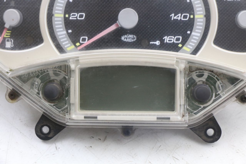 photo de CONTADOR YAMAHA X-MAX XMAX 250 (2006 - 2009) - Ampliação técnica