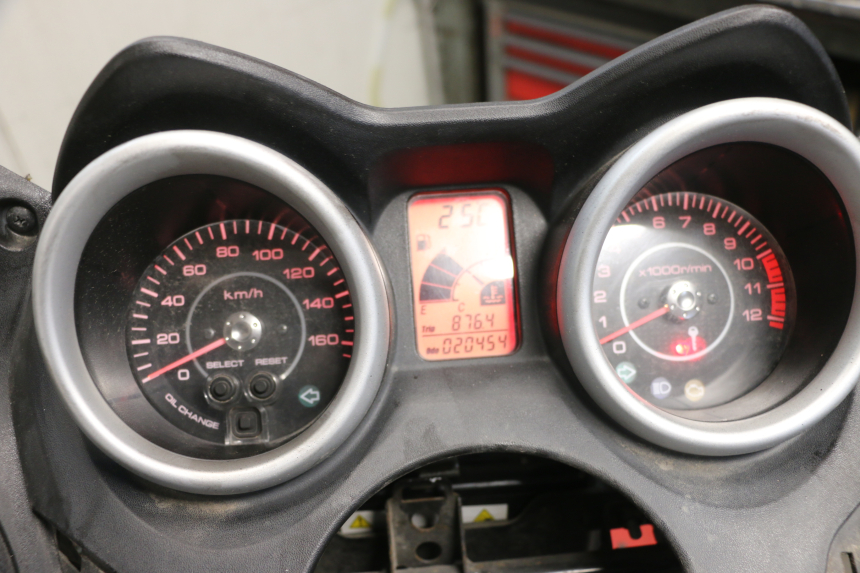photo de CONTADOR YAMAHA X-MAX XMAX 125 (2010 - 2013) - Zoom do estado de desgaste
