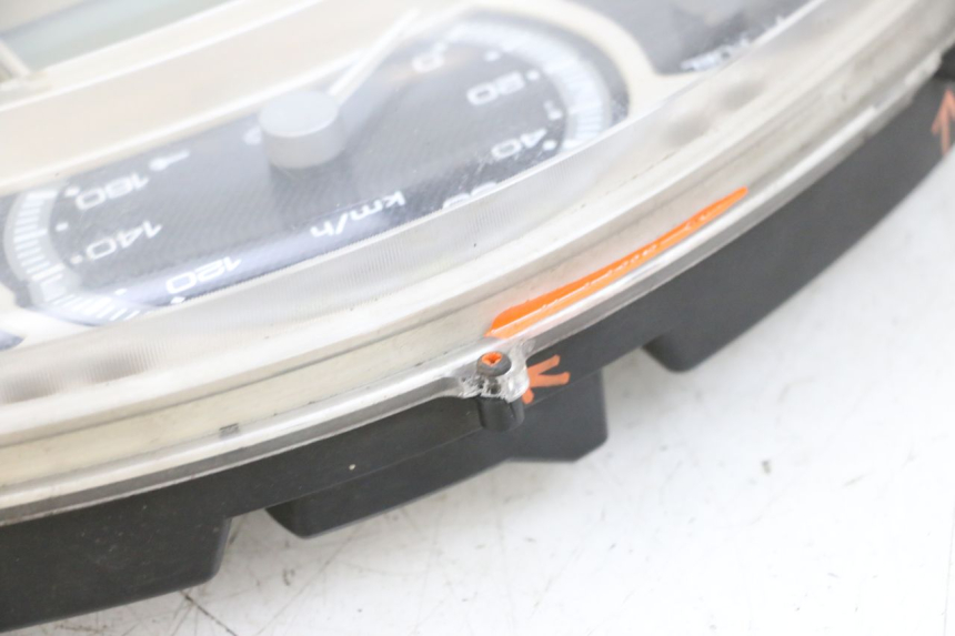 photo de CONTADOR  YAMAHA XMAX X-MAX 125 (2006 - 2009) - Vista geral