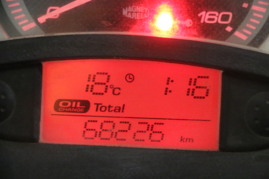 photo de CONTADOR  YAMAHA XMAX X-MAX 125 (2006 - 2009) - Detalhe da peça