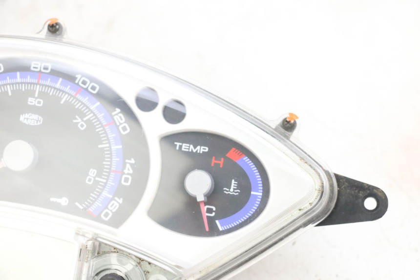 photo de CONTADOR  YAMAHA XMAX X-MAX 125 (2006 - 2009) - Vista de perfil