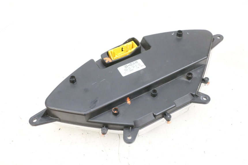 photo de CONTADOR  YAMAHA XMAX X-MAX 125 (2006 - 2009) - Pontos de fixação