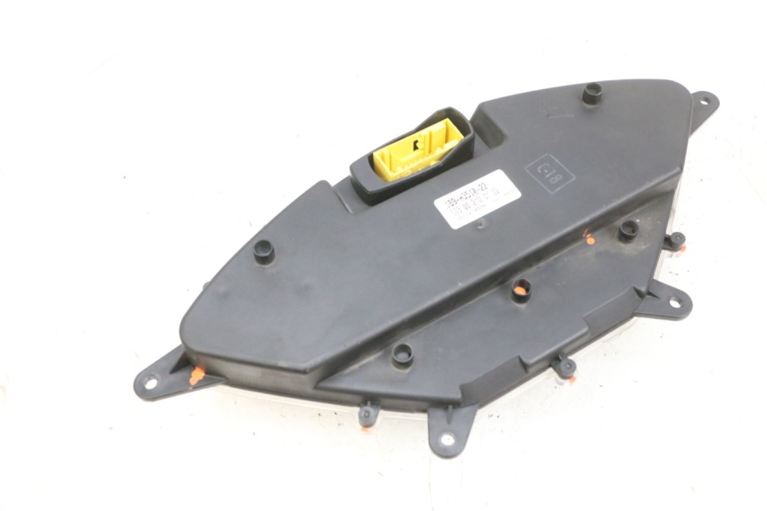 photo de CONTADOR  YAMAHA XMAX X-MAX 125 (2006 - 2009) - Pontos de fixação