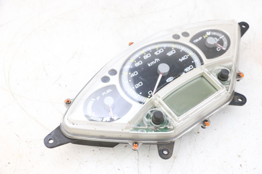 photo de CONTADOR  YAMAHA XMAX X-MAX 125 (2006 - 2009) - Detalhes característicos