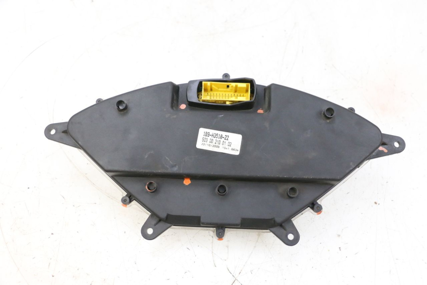 photo de CONTADOR  YAMAHA XMAX X-MAX 125 (2006 - 2009) - Pontos de fixação