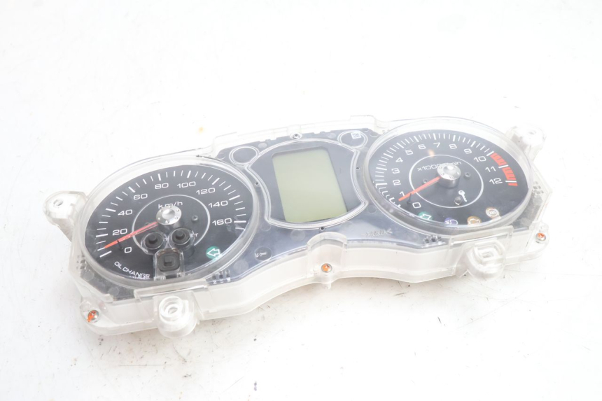 photo de CONTADOR YAMAHA X-MAX XMAX 125 (2010 - 2013) - Pontos de fixação