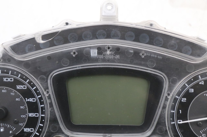 photo de CONTADOR  PIAGGIO X10 125 (2012 - 2017) - Zoom do estado de desgaste