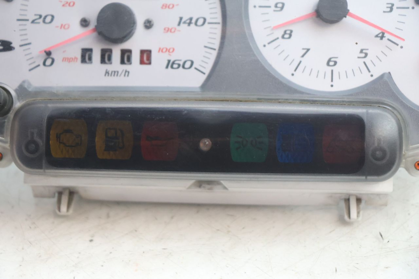 photo de CONTADOR PIAGGIO X8 STREET 125 (2006 - 2007) - Ampliação técnica