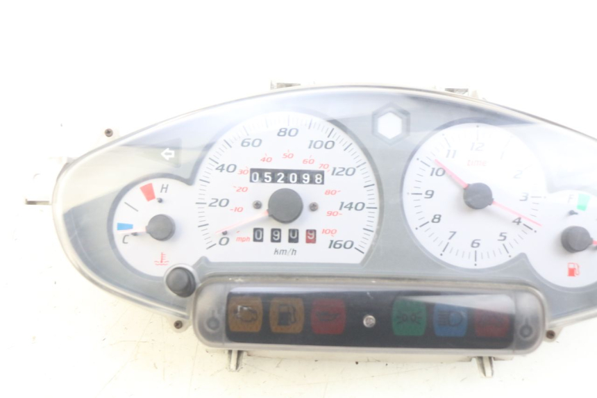 photo de CONTADOR PIAGGIO X8 125 (2004 - 2007) - Marcações e referências