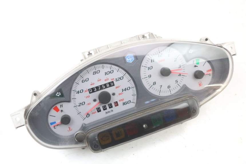 photo de CONTADOR PIAGGIO X8 125 (2004 - 2007) - Vista principal