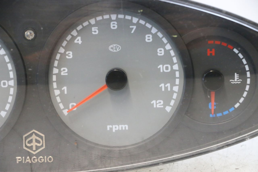 photo de CONTADOR PIAGGIO X9 AMALFI 180 (2000 - 2003) - Detalhe da peça