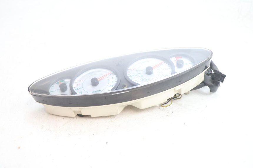 photo de CONTADOR  PIAGGIO X9 EVOLUTION 125 (2003 - 2007) - Pontos de fixação