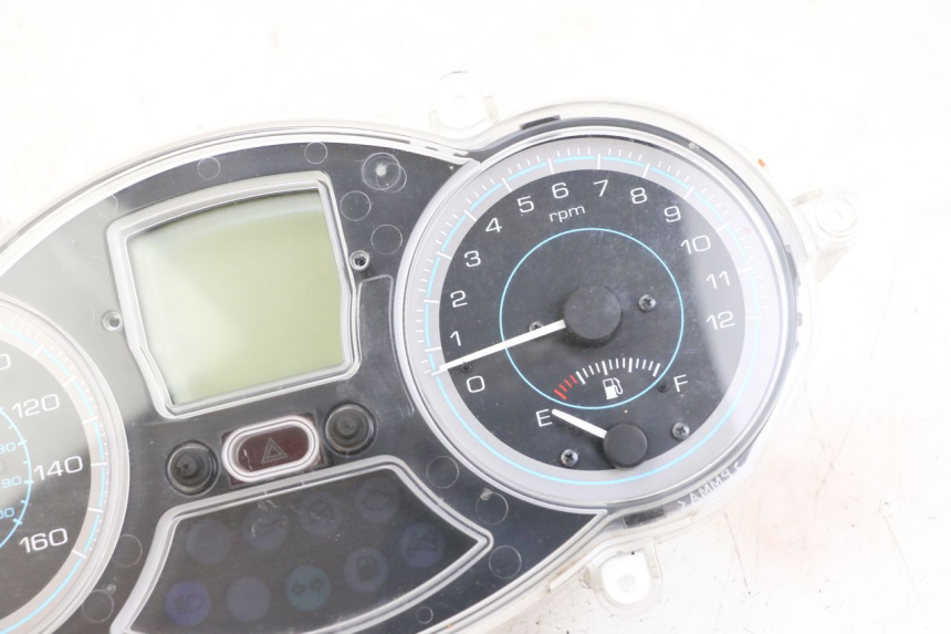 photo de CONTADOR PIAGGIO XEVO - X EVO 125 (2007 - 2017) - Ampliação dos componentes