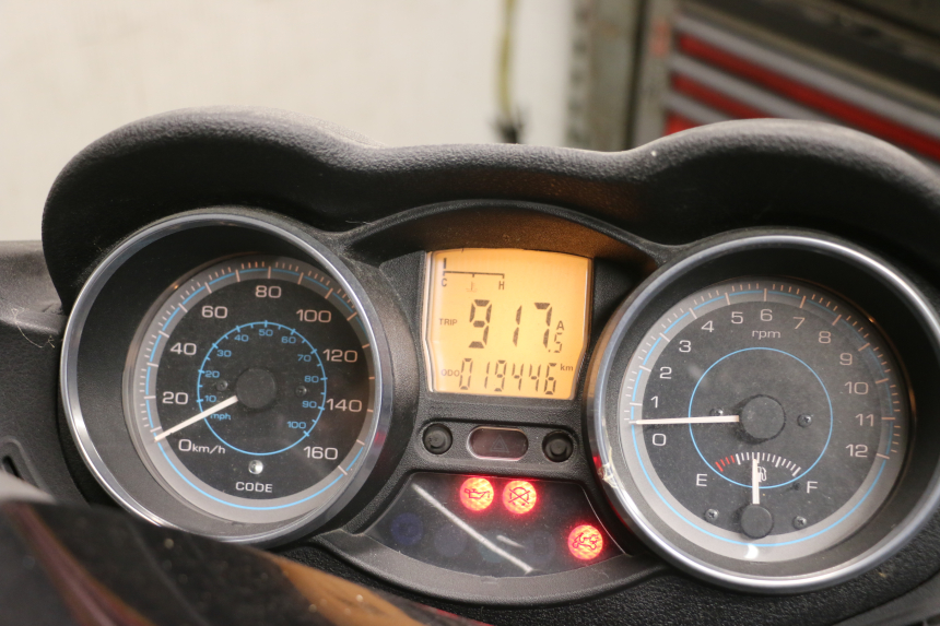 photo de CONTADOR PIAGGIO XEVO - X EVO 125 (2007 - 2017) - Zoom do estado de desgaste
