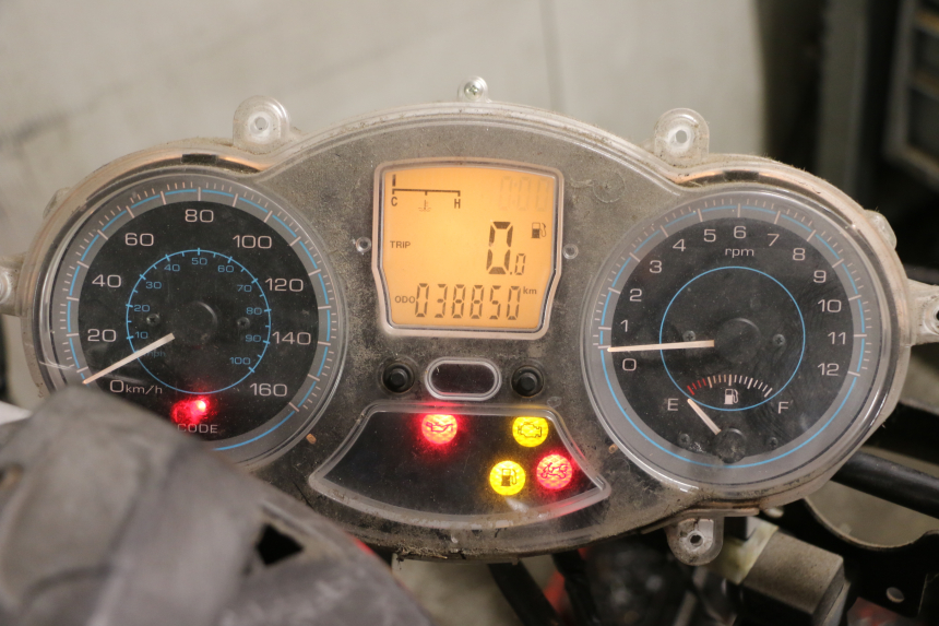 photo de CONTADOR PIAGGIO XEVO - X EVO 125 (2007 - 2017) - Vista geral
