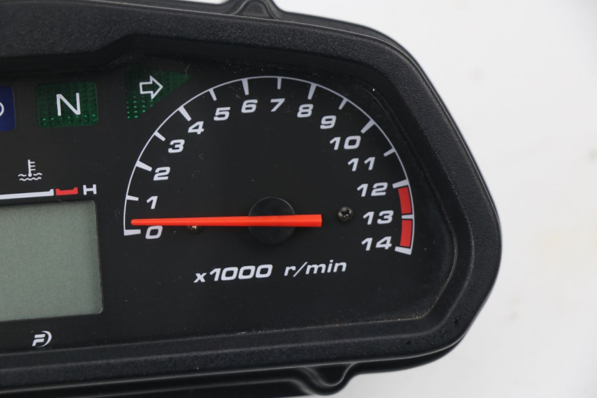 photo de CONTADOR HONDA XLV VARADERO 125 (2000 - 2006) - Detalhes característicos