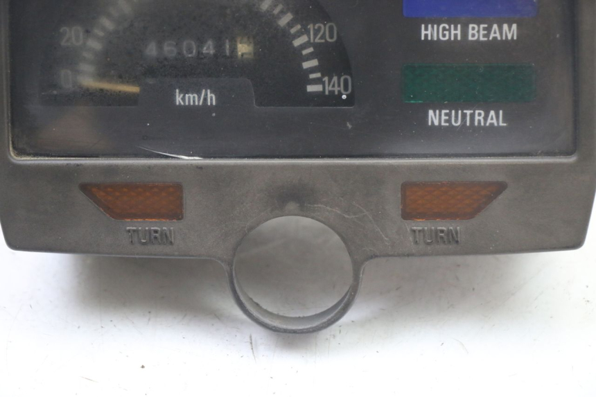 photo de CONTADOR YAMAHA SR 125 (1982 - 2003) - Outro ângulo de visão