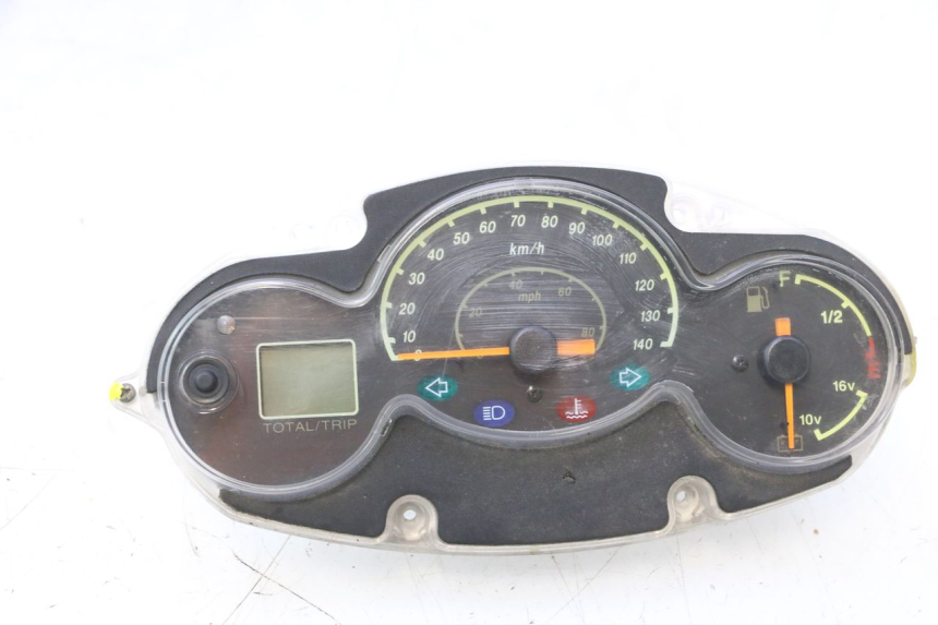 photo de CONTADOR YAMAHA YP MAJESTY 125 (2002 - 2006) - Detalhe da peça