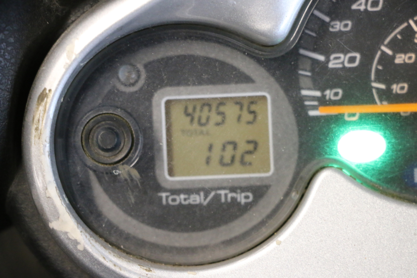 photo de CONTADOR  YAMAHA YP MAJESTY 125 (2007 - 2010) - Detalhes característicos