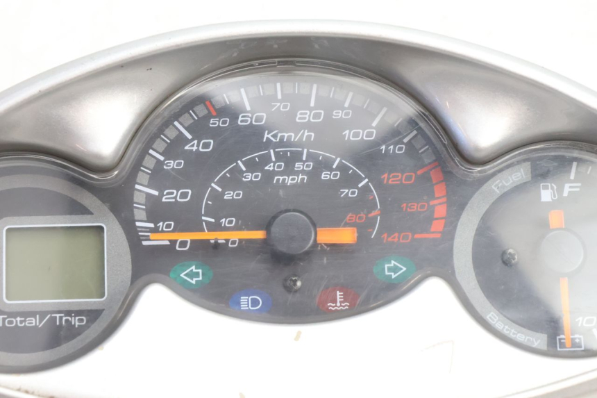 photo de CONTADOR  YAMAHA YP MAJESTY 125 (2007 - 2010) - Outro ângulo de visão