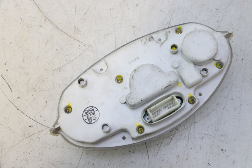 photo de CONTADOR YAMAHA YP MAJESTY 125 (2002 - 2006) - Outro ângulo de visão