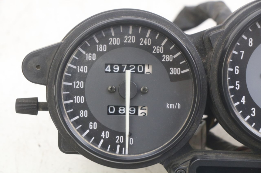 photo de CONTADOR  YAMAHA YZF R THUNDERCAT 600 (1996 - 2003) - Vista de perto