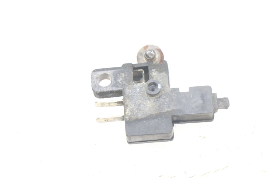 photo de INTERRUPTOR DE EMBREAGEM HONDA CBR F SC21 1000 (1986 - 1992) - Detalhe da peça
