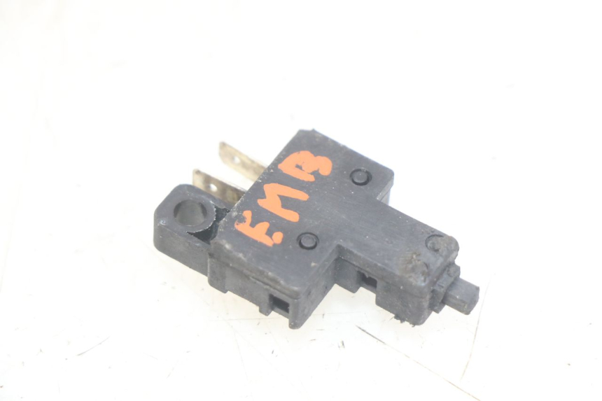 photo de INTERRUPTOR DE EMBREAGEM HONDA CBR F SC25 1000 (1989 - 1992) - Vista principal