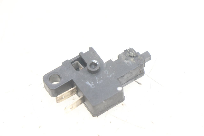 photo de INTERRUPTOR DE EMBREAGEM HONDA CBR F SC25 1000 (1989 - 1992) - Detalhe da peça