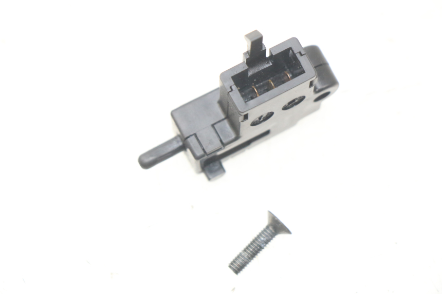 photo de INTERRUPTOR DE EMBREAGEM YAMAHA FJR ABS 1300 (2006 - 2012) - Zoom do estado de desgaste