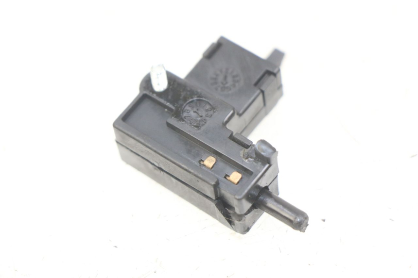 photo de INTERRUPTOR DE EMBREAGEM YAMAHA FZS FAZER 600 (1998 - 2001) - Zoom do estado de desgaste