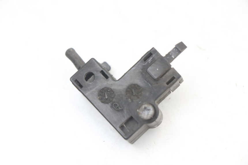 photo de INTERRUPTOR DE EMBREAGEM SUZUKI GN 125 (1997 - 2000) - Detalhe da peça