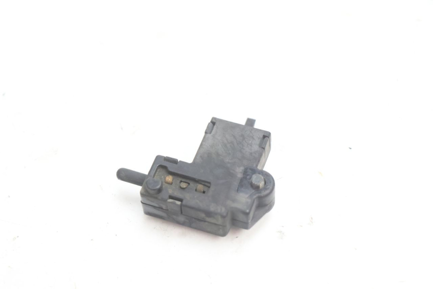 photo de INTERRUPTOR DE EMBREAGEM KAWASAKI GPX F ZX750F 750 (1986 - 1990) - Outro ângulo de visão