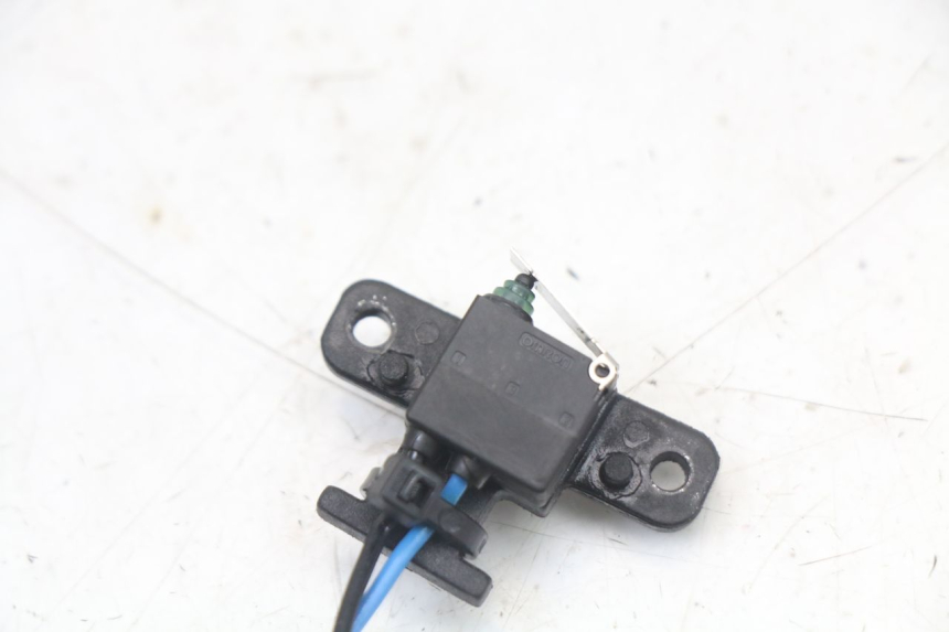 photo de INTERRUPTOR DE EMBREAGEM ROYAL ENFIELD SCRAM 411 (2022 - 2024) - Outro ângulo de visão