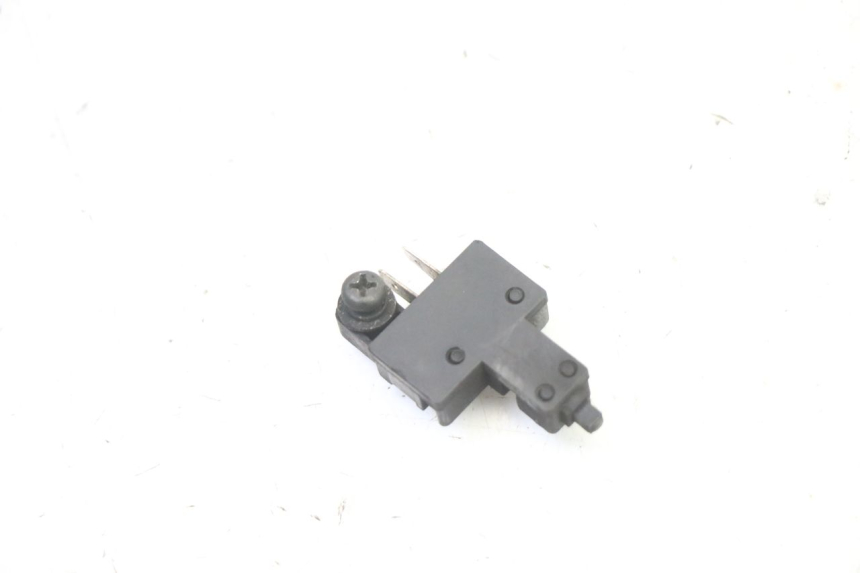 photo de INTERRUPTOR DE EMBREAGEM HONDA ST PAN EUROPEAN 1300 (2002 - 2013) - Detalhe da peça