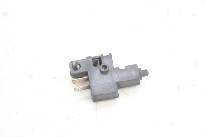 photo de INTERRUPTOR DE EMBREAGEM HONDA VFR FI RC46 800 (1998 - 2001) - Zoom do estado de desgaste
