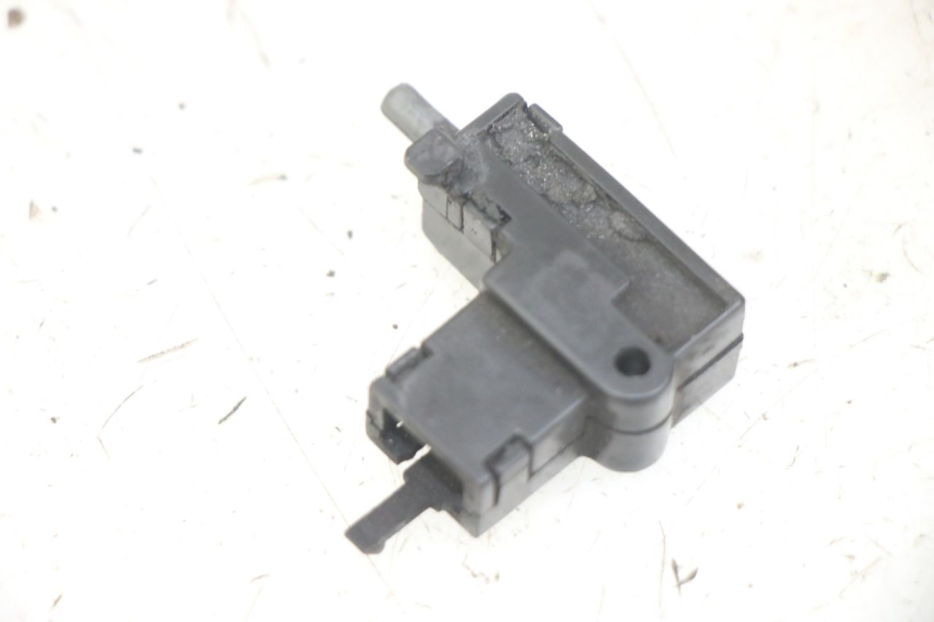 photo de INTERRUPTOR DE EMBREAGEM YAMAHA XJN DIVERSION 600 (2000 - 2003) - Zoom do estado de desgaste