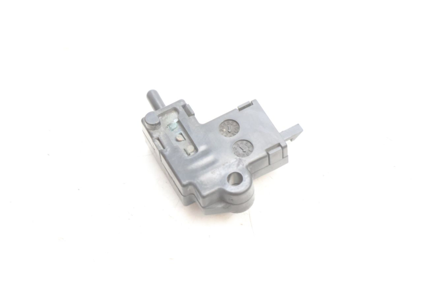 photo de INTERRUPTOR DE EMBREAGEM YAMAHA XJR 1300 (1998 - 2002) - Outro ângulo de visão