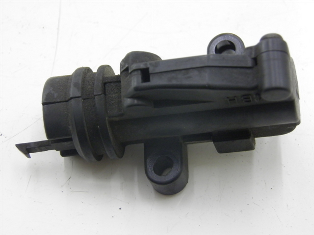 photo de INTERRUPTOR DE EMBREAGEM YAMAHA XJS DIVERSION 600 (1997 - 1999) - Vista principal