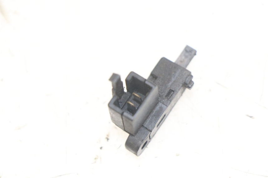 photo de INTERRUPTOR DE EMBREAGEM YAMAHA YZF R THUNDERCAT 600 (1996 - 2003) - Zoom do estado de desgaste